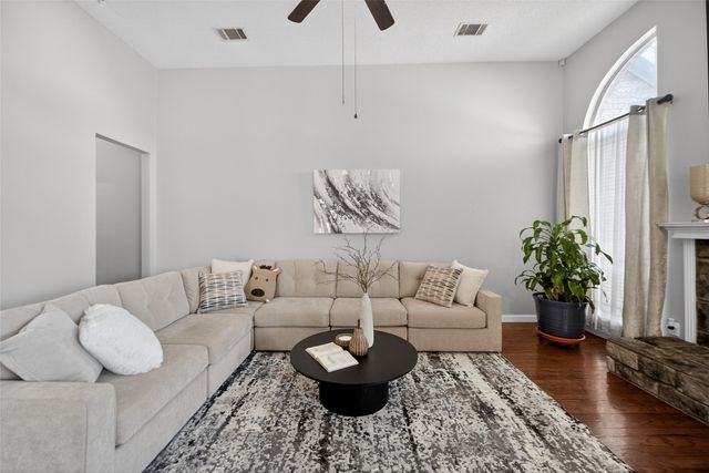 2802 Pecan Meadow Drive, Garland, TX 75040