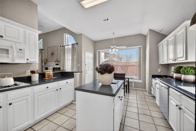 2802 Pecan Meadow Drive, Garland, TX 75040