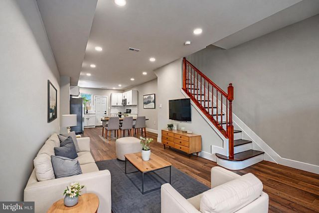 2824 ASHLAND AVE, Baltimore, MD 21205