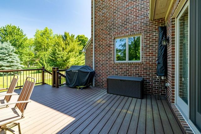 8061 Pine Ridge Court, Northville, MI 48168