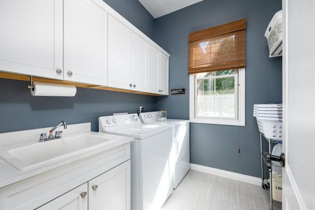 8061 Pine Ridge Court, Northville, MI 48168