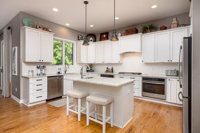 8061 Pine Ridge Court, Northville, MI 48168