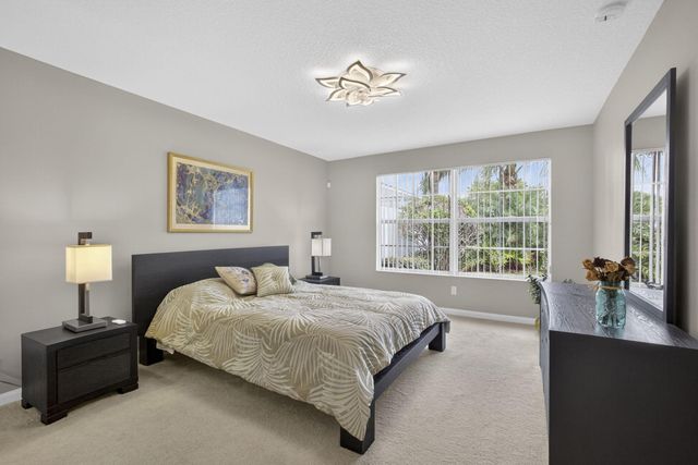 8269 Saint Johns Court, Wellington, FL 33414