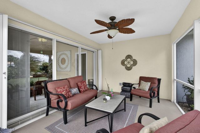 8269 Saint Johns Court, Wellington, FL 33414