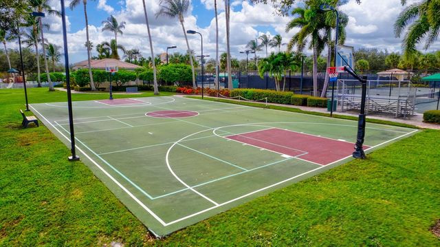 8269 Saint Johns Court, Wellington, FL 33414