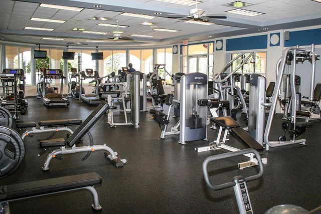 8269 Saint Johns Court, Wellington, FL 33414