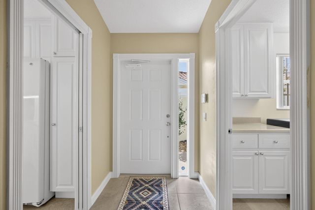 8269 Saint Johns Court, Wellington, FL 33414