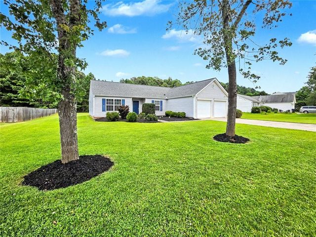 3420 Bridgeshaw Drive, Cumming, GA 30028