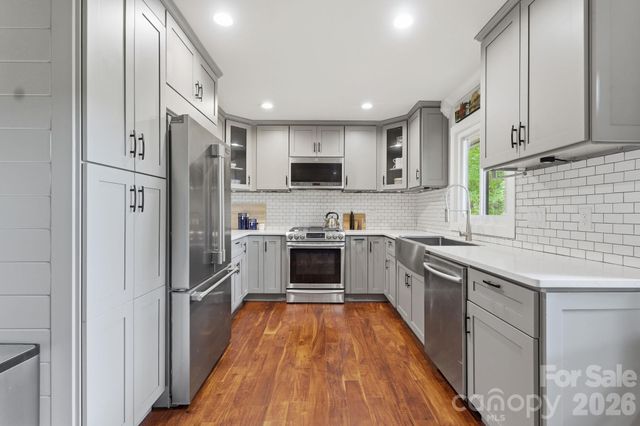 6 Catawba Ridge Court 6, Lake Wylie, SC 29710