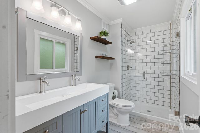 6 Catawba Ridge Court 6, Lake Wylie, SC 29710