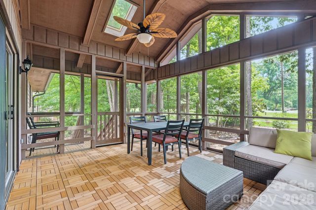 6 Catawba Ridge Court 6, Lake Wylie, SC 29710