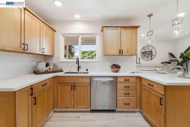 43075 Gallegos, Fremont, CA 94539