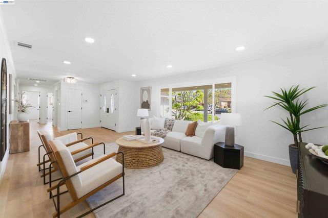 43075 Gallegos, Fremont, CA 94539