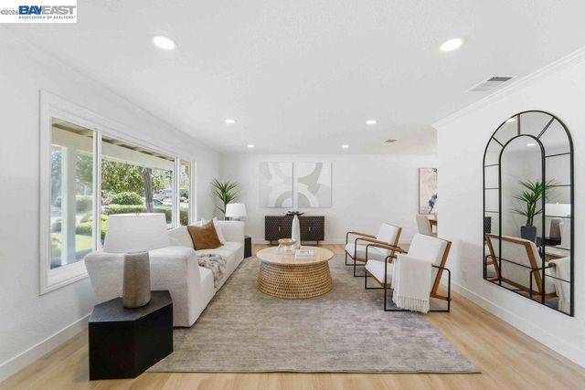 43075 Gallegos, Fremont, CA 94539