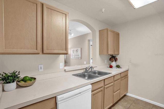 3960 SOUTHPOINTE DRIVE 533, Orlando, FL 32822