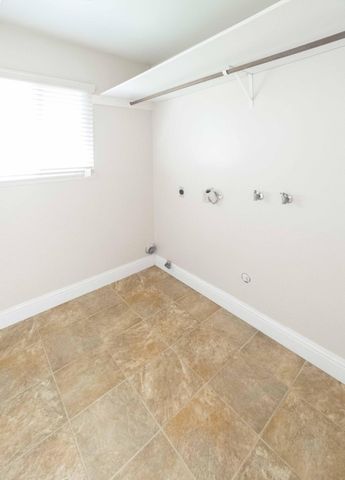 3116 W Beech Avenue, Visalia, CA 93277