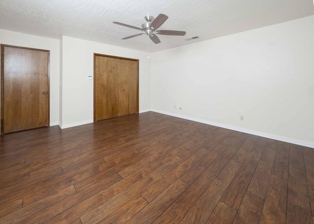 3116 W Beech Avenue, Visalia, CA 93277