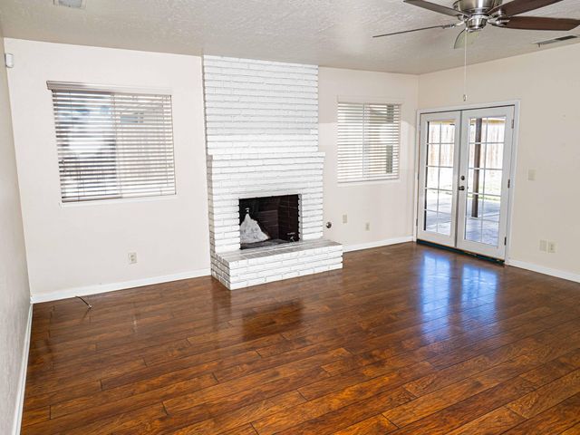 3116 W Beech Avenue, Visalia, CA 93277