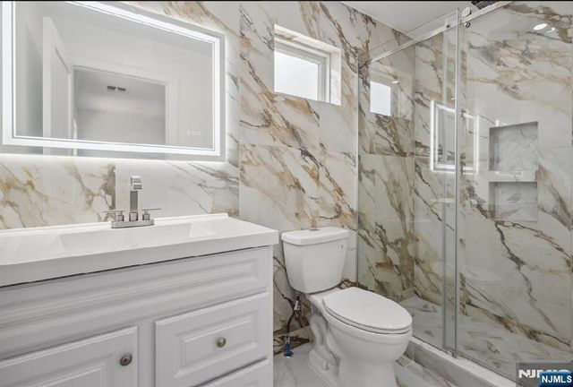 163 Kipp Avenue, Hasbrouck Heights, NJ 07604