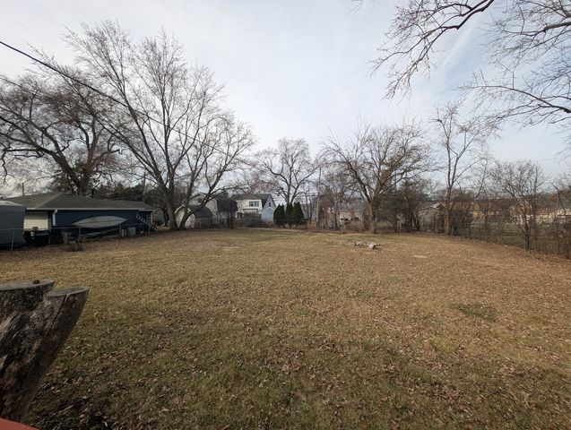 4230 Lindley Street N, Downers Grove, IL 60515