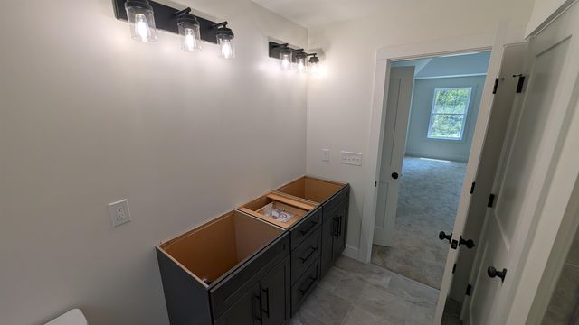 156 Whiting Hill Road, Milford, NH 03055