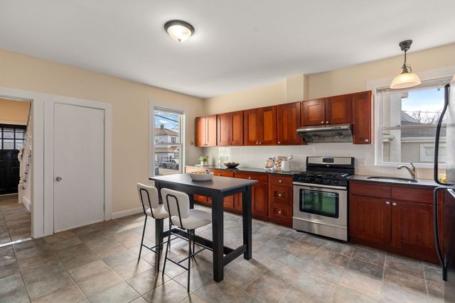 69 Clinton Street, Newton, MA 02458