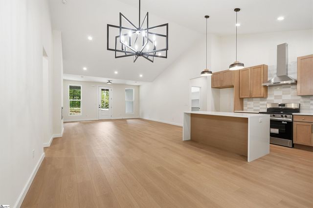 2835 Melvin Hill Road, Campobello, SC 29322