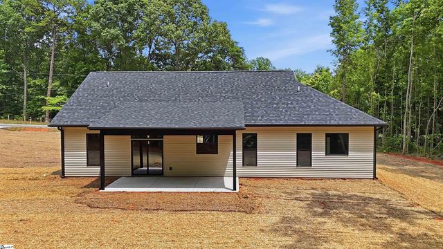 2835 Melvin Hill Road, Campobello, SC 29322