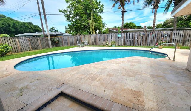 1411 W River Drive, Margate, FL 33063