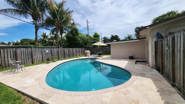 1411 W River Drive, Margate, FL 33063