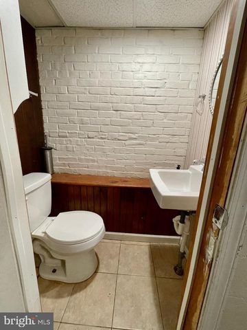 917 DARBY RD, Havertown, PA 19083