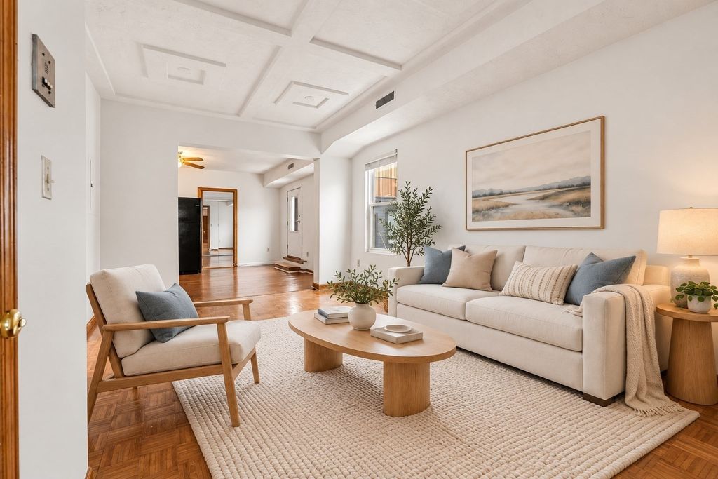 85 Baxter St 3, Boston, MA 02127