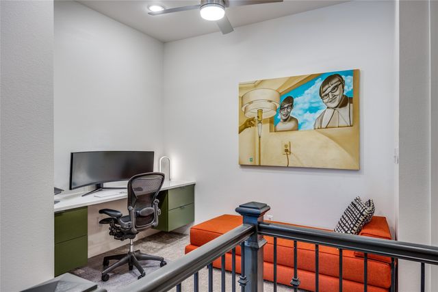 7333 Valley View Lane 302, Dallas, TX 75240