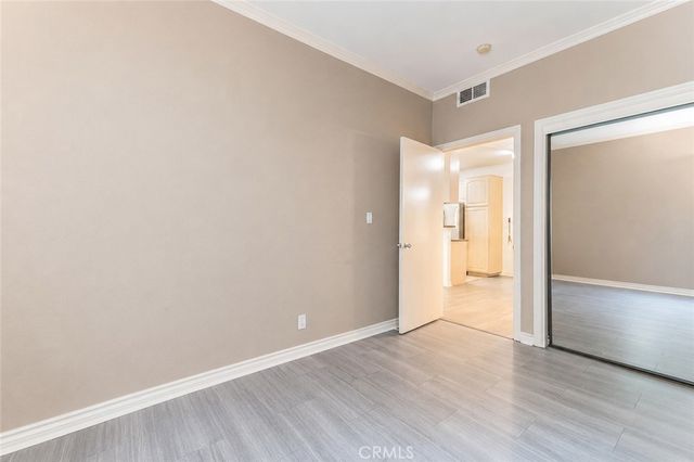 300 N El Molino Avenue 117, Pasadena, CA 91101