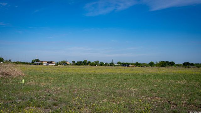 12601 Fm 20, Kingsbury, TX 78638