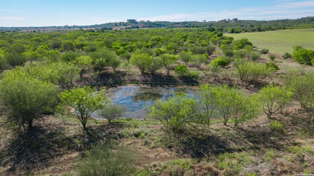 12601 Fm 20, Kingsbury, TX 78638