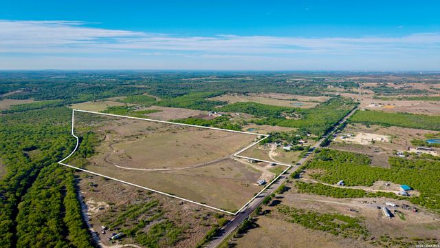 12601 Fm 20, Kingsbury, TX 78638