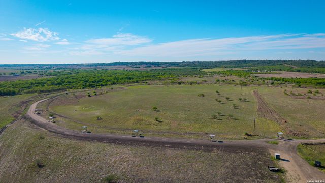 12601 Fm 20, Kingsbury, TX 78638