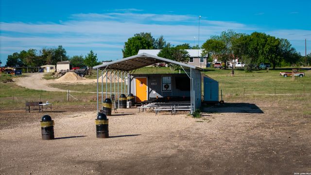 12601 Fm 20, Kingsbury, TX 78638