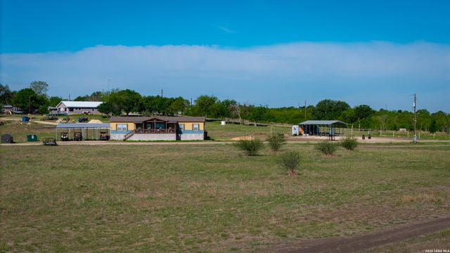 12601 Fm 20, Kingsbury, TX 78638
