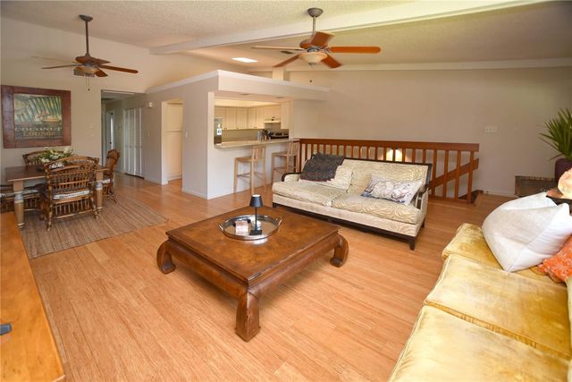 357 8TH AVENUE N 4, Tierra Verde, FL 33715