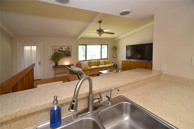 357 8TH AVENUE N 4, Tierra Verde, FL 33715