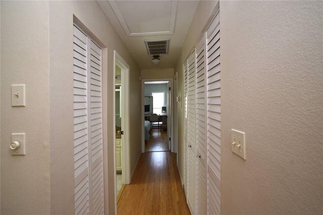 357 8TH AVENUE N 4, Tierra Verde, FL 33715
