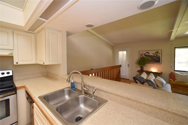 357 8TH AVENUE N 4, Tierra Verde, FL 33715