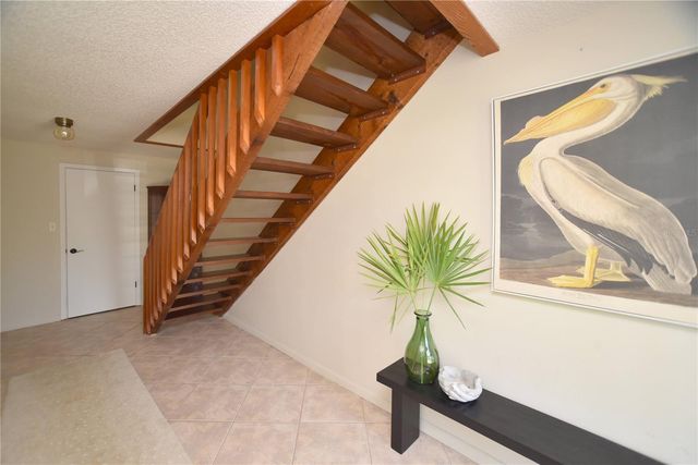 357 8TH AVENUE N 4, Tierra Verde, FL 33715