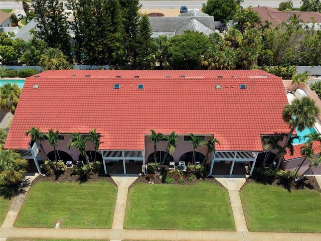 357 8TH AVENUE N 4, Tierra Verde, FL 33715