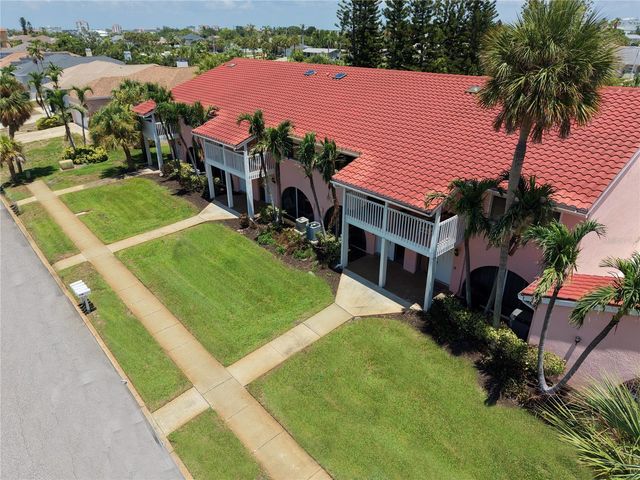 357 8TH AVENUE N 4, Tierra Verde, FL 33715