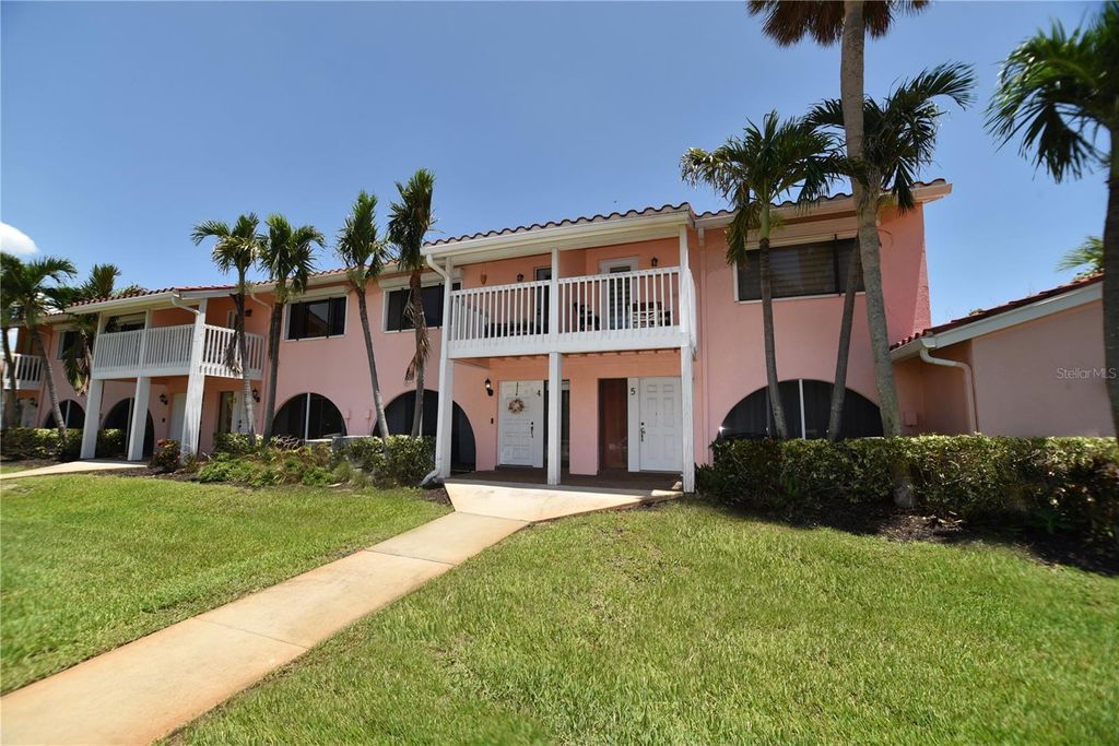 357 8TH AVENUE N 4, Tierra Verde, FL 33715