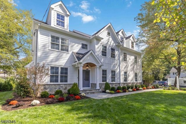 2 Whitman Dr, Chatham Twp., NJ 07928