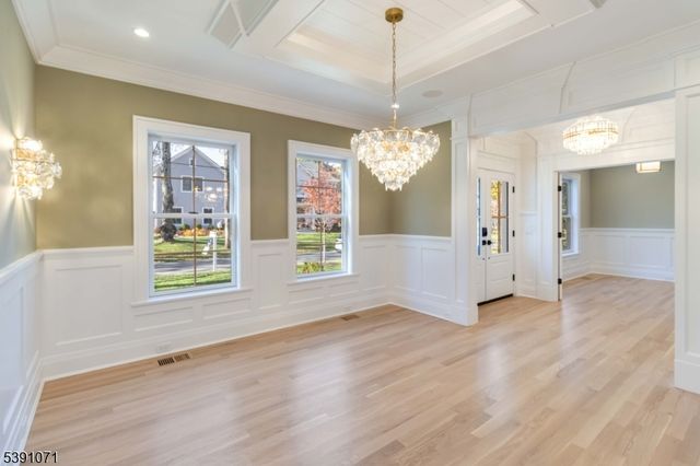 2 Whitman Dr, Chatham Twp., NJ 07928